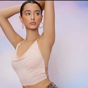 Light pink O ring scrappy back crow halter crop top